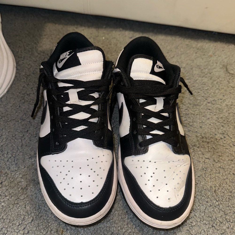 Panda Nike dunks size 7 women